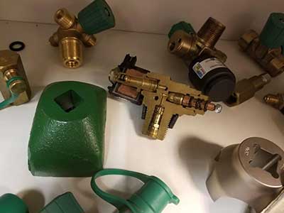 valvulas para gnc con anclajes, repuestos